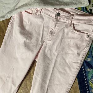 BNWOT Old Navy Rockstar Skinny Jeans in Baby Pink size 10